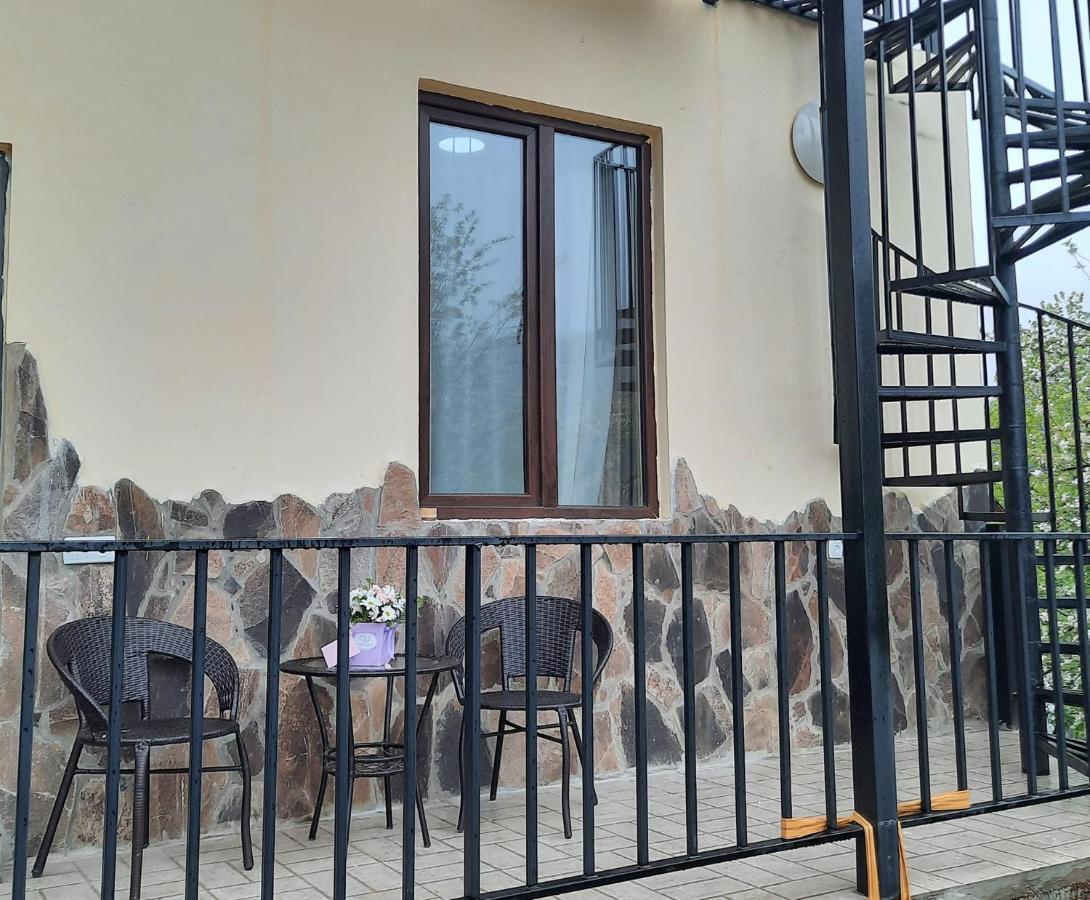 Guest House Bochora Боржоми Экстерьер фото